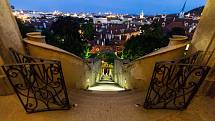 Tradiční Hradozámecká noc v Zahradách pod Pražským hradem