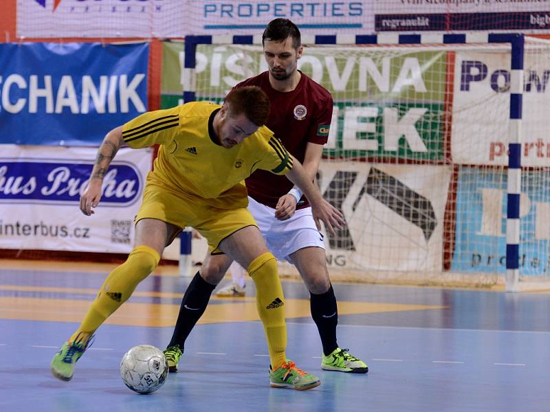 II. zápas čtvrtfinále play off Chance futsal ligy: AC Sparta Praha - Nejzbach Vysoké Mýto, 19. dubna 2016.