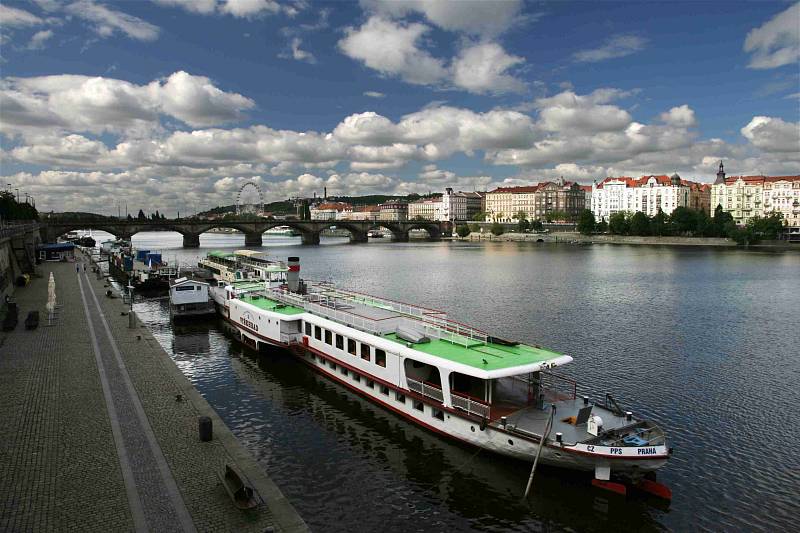 Vizualizace ruského kola na Praze 5.