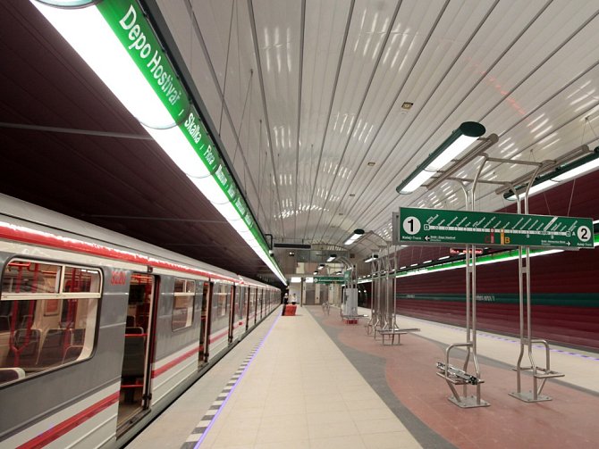 Zelená linka metra. Ilustrační foto. 