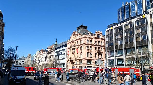 Un incendie s’est déclaré dans le bâtiment de la Poste tchèque, au centre de Prague.  16 pompiers sont intervenus