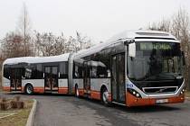 Hybridní autobus Volvo 7900 LAH.