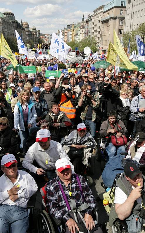 Demonstrace v Praze v sobotu 21.dubna na Václavském náměstí. 