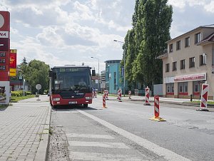 Uzavření ulice Náchodská v Horních Počernicích, dopravní situace. 3.7.2017