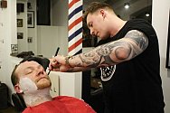 Fenomén holičství neboli barbershopů se v posledních osmi let rozmohl po celém hlavním městě a stále přibývají nová.