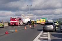 Nehoda na pražském okruhu se stala ve čtvrtek v dopoledních hodinách.
