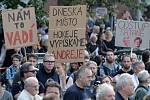 Demonstrace proti Marii Benešové a Andreji Babišovi 21. května 2019 na Václavském náměstí.