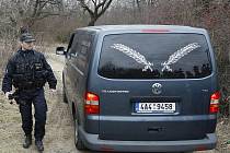 V pražské Troji bylo 16. března 2011 nalezeno zahrabané tělo.