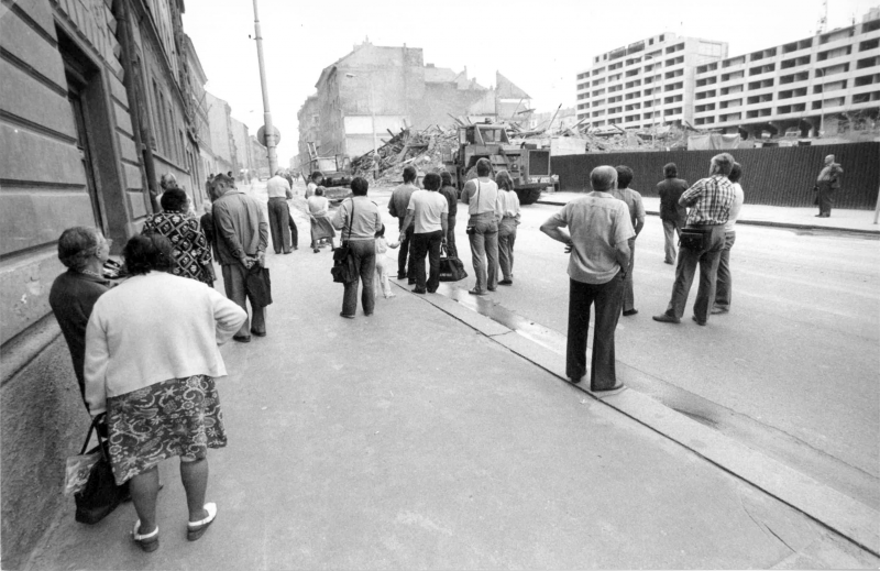 Výstava Žižkov přežil, Žižkov žije dál ke 40. výročí asanace této pražské čtvrti.