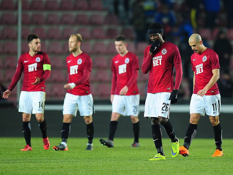 Fotbalové utkání HET ligy mezi celky AC Sparta Praha a FC Zbrojovka Brno 4. března v Praze. Smutek hráčů Sparty. Zprava Tal Ben Chaim, Costa , Ondřej Zahustel, Semih Kaya a Václav Kadlec.