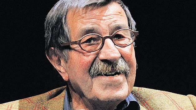 AUTOR A JEHO KNIHA. Günter Grass a jeho kontroverzní kniha Při loupání cibule, která právě vychází v češtině.