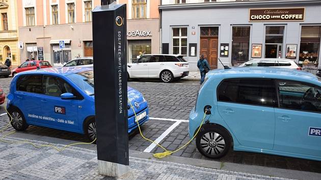 Chytrou lampu můžete nově využít v Jugoslávské ulici