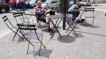 Projekt Pražské židle a stolky na Mariánském náměstí před pražským magistrátem