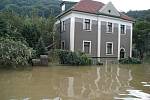 Povodně z roku 2002 v metropoli. Na fotkách je území městské části Praha 6.