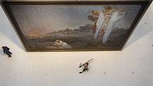 Zahájení výstavy Slovanské epopeje malíře Alfonse Muchy proběhlo 9. května v pražském Veletržním paláci. 