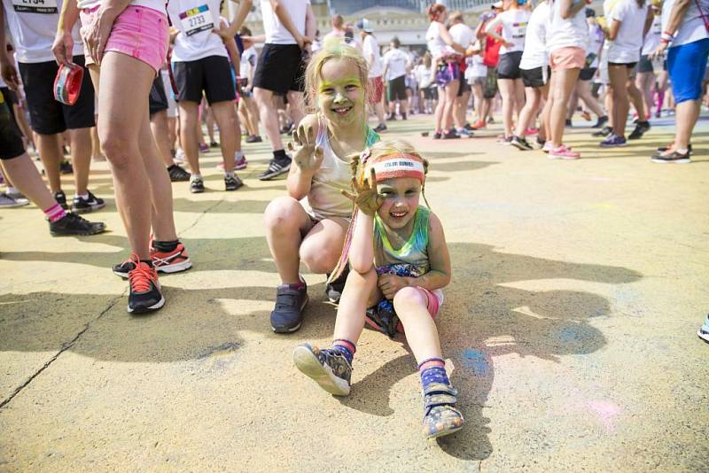  Colour run.