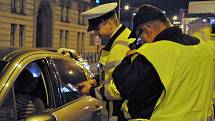 Rozsáhlou noční dopravně bezpečnostní akci zapojenou do celorepublikové (a v rámci organizace TISPOL vlastně i celoevropské) série kontrol uspořádali v noci na pátek pražští policisté.  