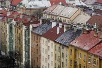 Až dvacet tisíc korun k dobru za rok mohou získat sociálně slabí s trvalým bydlištěm v Praze 6. Zda bydlí v obecním, nebo v bytě se soukromým majitelem, nerozhoduje./Ilustrační foto.