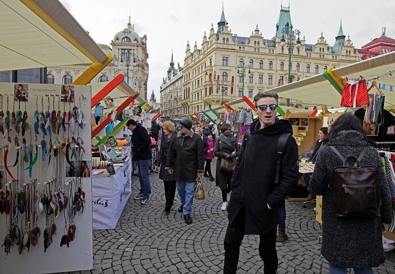 Praguemarket na Náměstí Republiky. 