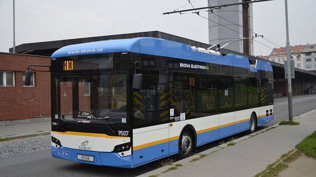 Parciální trolejbus Ekova Electron 12T.
