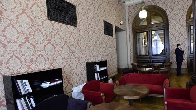 Zrekonstruované prostory Cafe Rudolfinum. 