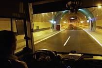 Tunel Blanka se má řidičům otevřít na přelomu března a dubna roku 2015. Někteří dopravní experti ale varují, že bez návazných opatření v pražské dopravě může nastat kolaps ve velké části města.