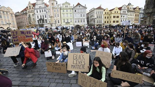 Demonstrace proti rasismu v Praze.
