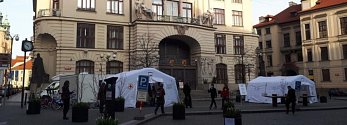 Krizový štáb hlavního města Prahy žádá ministerstvo zdravotnictví, aby navýšilo počet laboratoří na testování koronaviru.