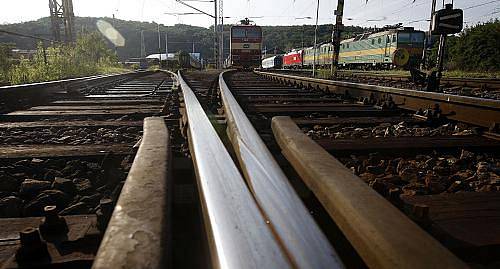 Stávka dopravních odborů probíhala 16. června v Praze. Nejezdilo metro a omezeně autobusy a tramvaje. Snímek je z Depa lokomotiv ve Vršovicích.