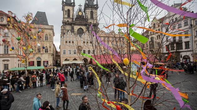 Velikonoční trhy na pražském Staroměstském náměstí 13. března