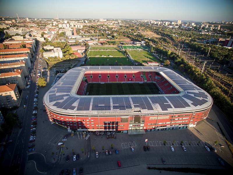 Sinobo Stadium, dříve Eden v pražských Vršovicích.