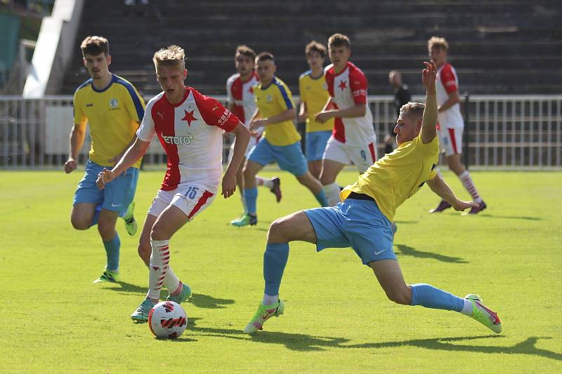 Rezerva Slavie vyhrála předehrávku 30. kola na hřišti rakovnického SK 2:0.