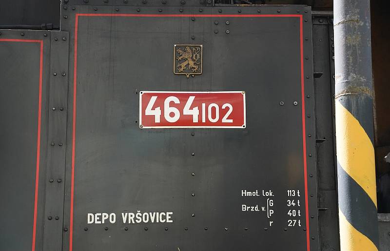 Parní lokomotiva 464.102 "Ušatá".