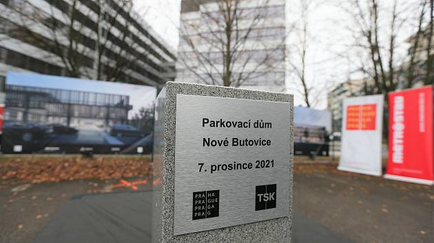 Slavnostní zahájení stavby P+R parkoviště Nové Butovice.