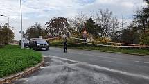Policejní vyšetřování střelby na chlapce v parku ve Slévačské ulici na Černém Mostě v Praze