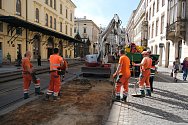 Začíná rekonstrukce tramvajové trati v Dlážděné a Havlíčkově ulici v centru města a části Libeňského soumostí. Potrvá do 28. června