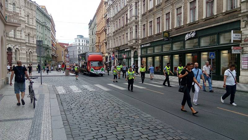 Million Marihuana March 2020. Vodičkova ulice.