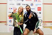 Anna Serme a Daniel Mekbib, největší favorité squashového mistrovství České republiky.