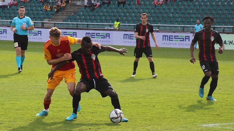 Dukla v druholigovém pražském derby na Julisce porazila Žižkov 3:1.