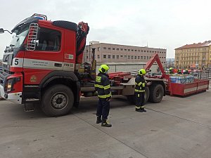 Zásah hasičů na pražském Žižkově.