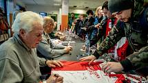 Fotbalový klub Slavia Praha pořádal pro své fanoušky akci Víkend otevřených dveří, při kterých mohli nakouknout do útrob stadionu, šaten i do klubového muzea.