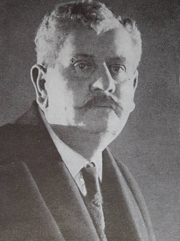 Dismas Šlambor alias Viktor Ponrepo.