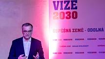 Roadshow TOP 09, která po všech krajích představuje lidem dokument Vize 2030, pokračovala 6. března v Praze. Miroslav Kalousek.