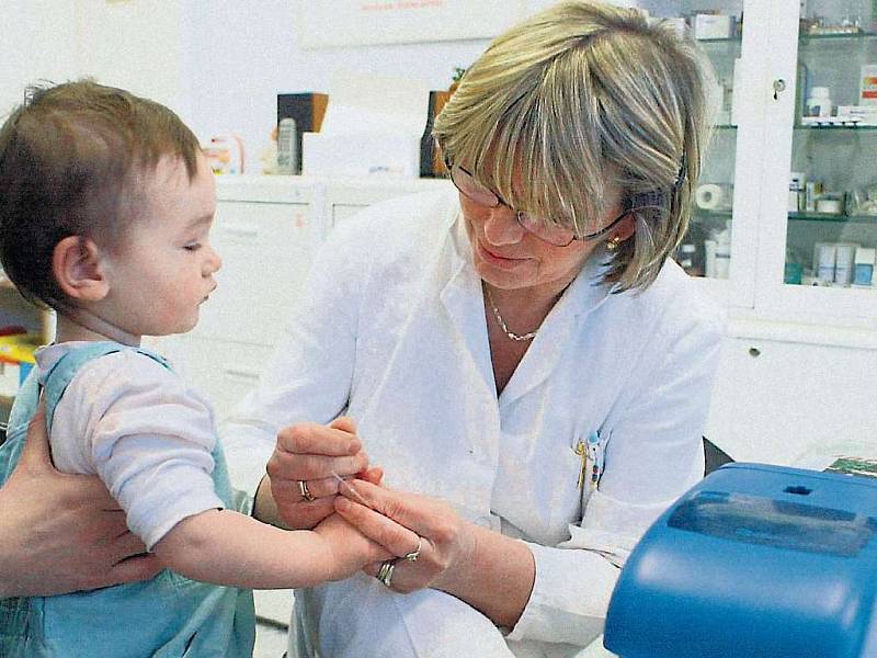 Vzhledem k nárůstu počtu novorozenců je nyní nedostatek dětských lékařů.