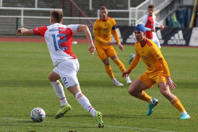 Dukla na Julisce přehrála rezervní tým Slavie 4:1.