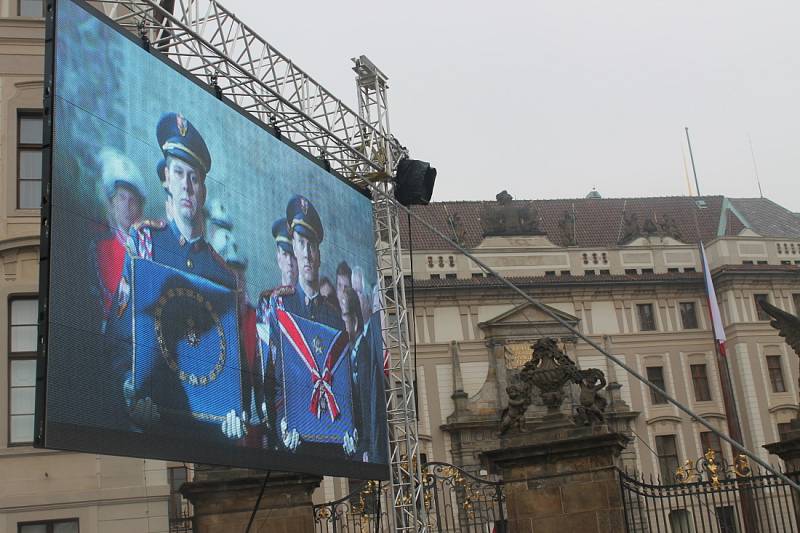 Prezidentská inaugurace v podhradí