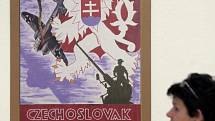 Válečný plakát - několik desítek válečných plakátů z let 1939 - 1945, součástí vernisáže bylo i původní povstalecké obrněné vozidlo Hetzer z roku 1945. Staroměstská radnice