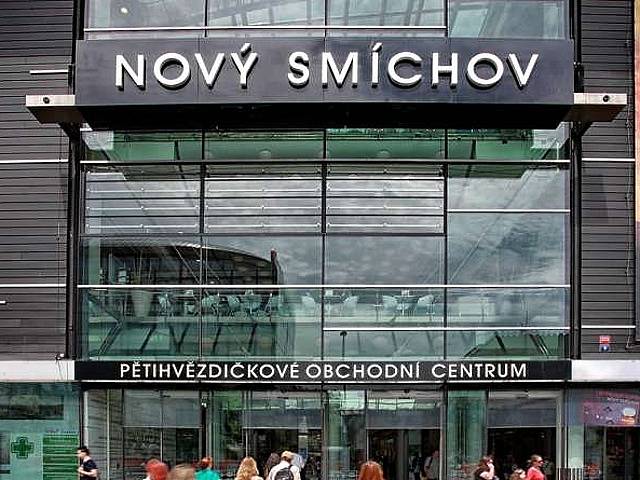 Obchodní centrum Nový Smíchov v Praze na Andělu.
