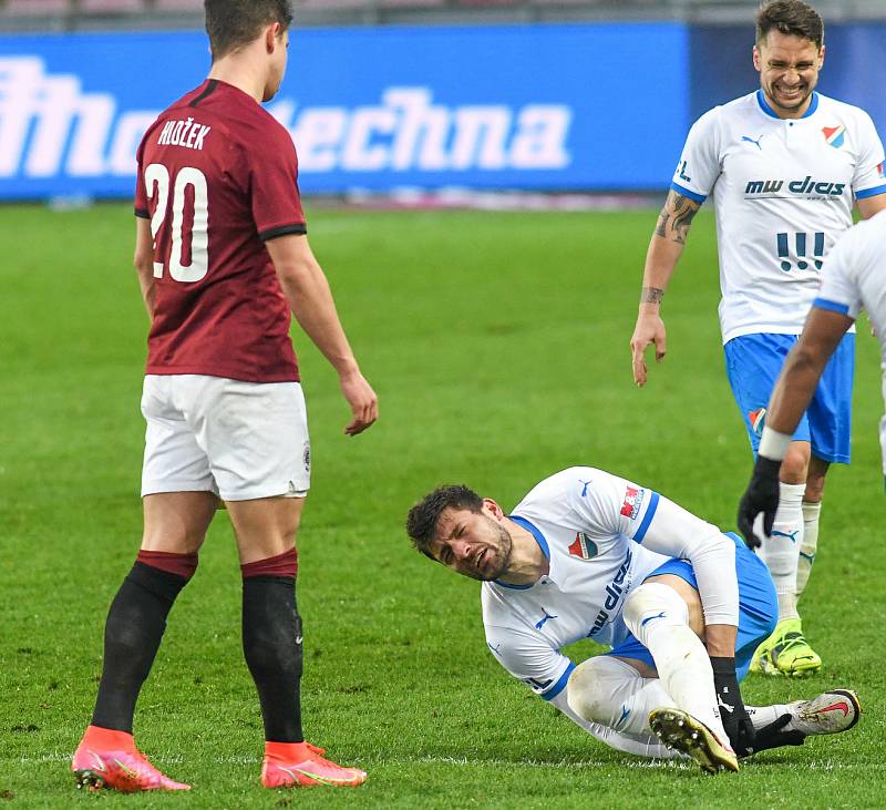 Osmifinále MOL Cupu: Sparta - Baník 1:0.