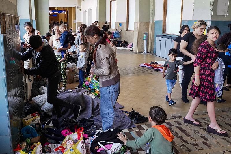 Záchytné odbavovací uprchlické centrum Praha - Hlavní nádraží.